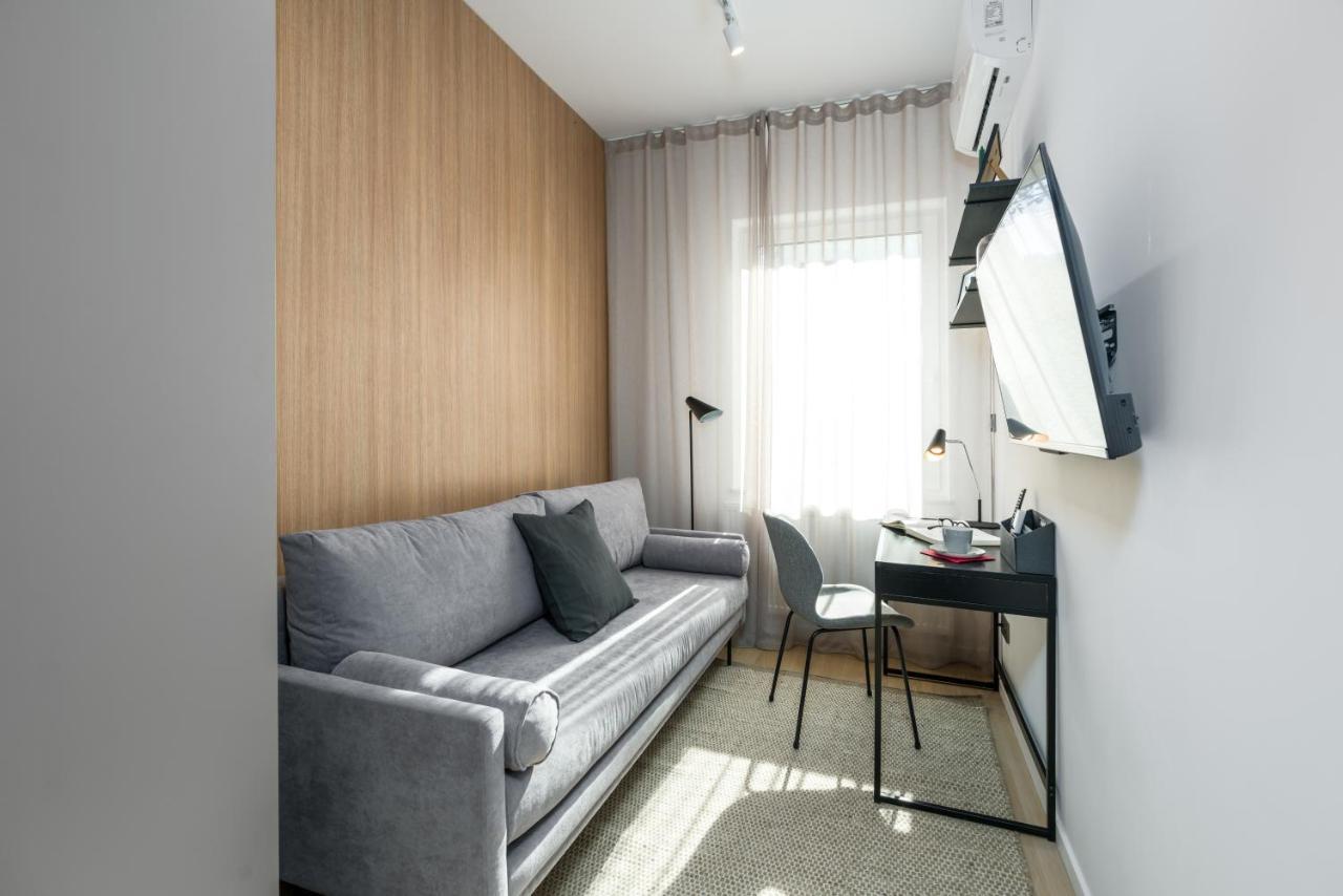 Central Apartments Garbary By Noclegi Renters 포즈난 외부 사진